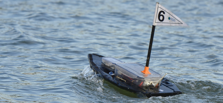 bateau radiocommandé 3D