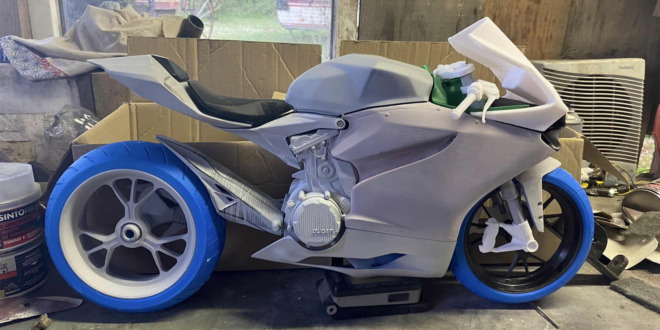 Ducati 1199 moto GP 3D printed